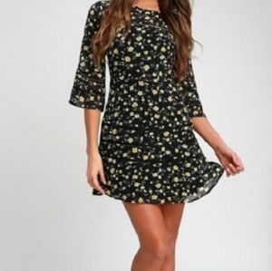 Lulu's Black/Yellow Floral Boho Mini Trumpet bell Sleeve Dress SZ S